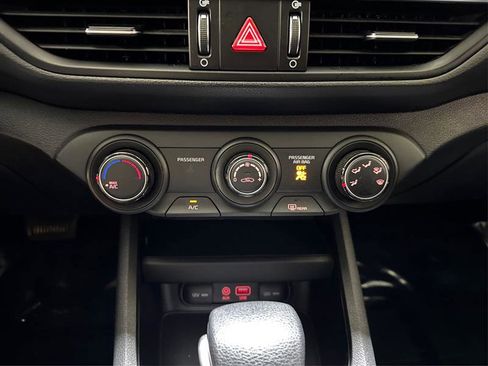 Used 2020 Kia Forte LXS image 30