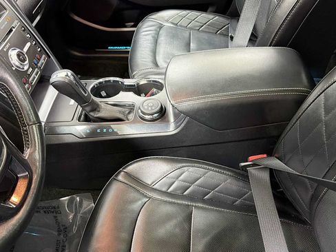 Used 2017 Ford Explorer Platinum AWD/4WD image 23