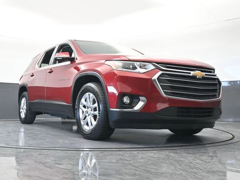 Used 2018 Chevrolet Traverse LT image 63