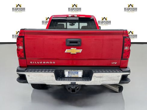 Used 2015 Chevrolet Silverado 2500 LTZ w/ LTZ Plus Package AWD/4WD image 7