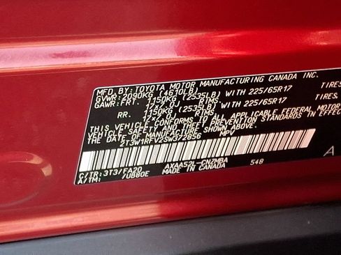 Certified 2025 Toyota RAV4 XLE FWD image 30