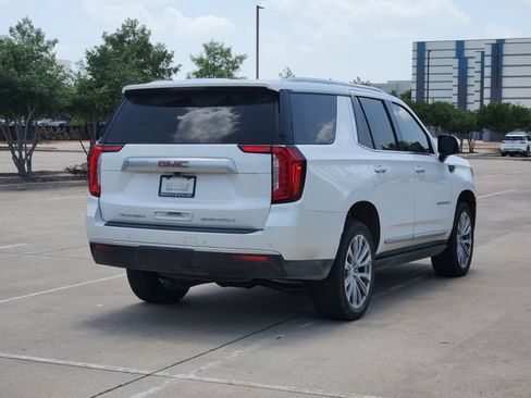 Used 2024 GMC Yukon Denali AWD/4WD image 5