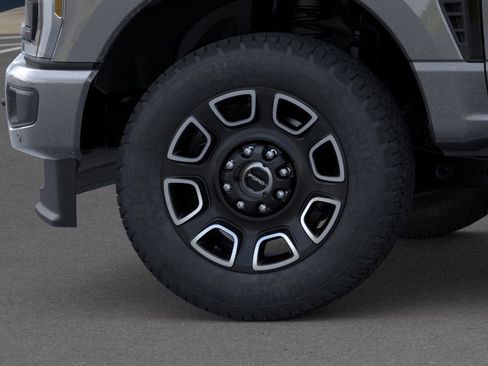 New 2026 Ford F250 Platinum image 19