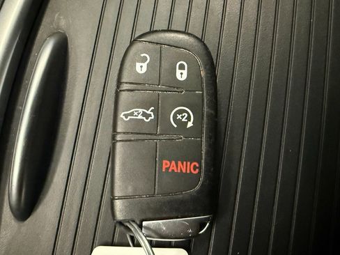 Used 2022 Dodge Charger SXT image 16