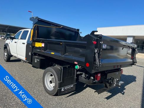 New 2024 RAM 5500 Tradesman image 22