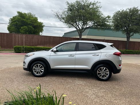 Used 2018 Hyundai Tucson SE FWD image 11