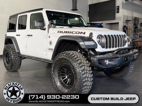 Used 2025 Jeep Wrangler Unlimited Rubicon AWD/4WD image 2