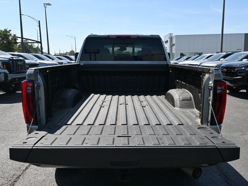 Used 2025 GMC Sierra 2500 Denali Ultimate w/ Max Trailering Package AWD/4WD image 36