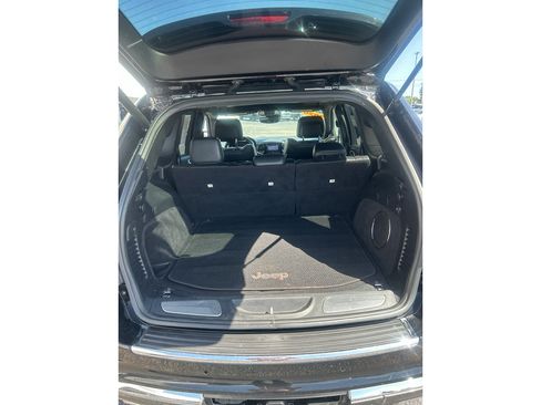 Used 2020 Jeep Grand Cherokee Summit AWD/4WD image 8