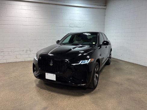 Used 2026 Jaguar F-PACE R-Dynamic S AWD/4WD image 2