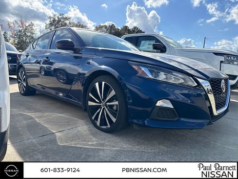 Used 2021 Nissan Altima 2.5 SR image 3