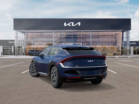 New 2025 Kia EV6 Light w/ Light LR Technology Package image 4