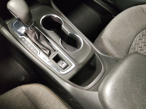 Used 2023 Chevrolet Equinox LT FWD image 26