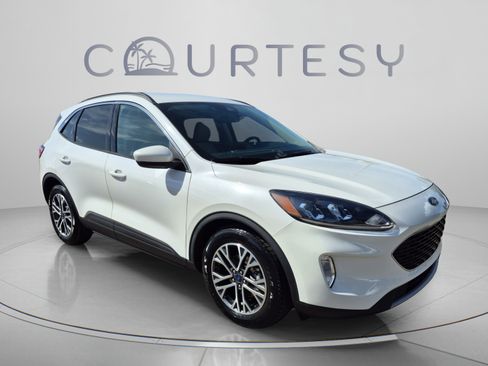 Used 2020 Ford Escape SEL FWD image 7