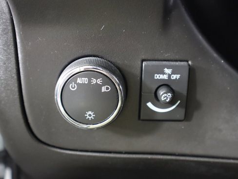 Used 2017 Chevrolet Express 2500 image 10