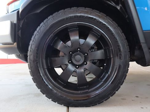 Used 2007 Toyota FJ Cruiser 4WD image 5