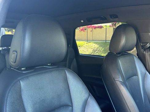 Used 2017 Audi Q7 3.0T Premium Plus w/ Premium Plus Package AWD/4WD image 10