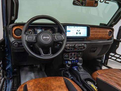 Used 2026 Jeep Wrangler Unlimited Sport image 2