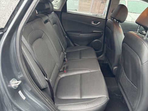 Used 2021 Hyundai Kona Limited image 11