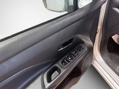 Used 2023 Nissan Versa SV image 13