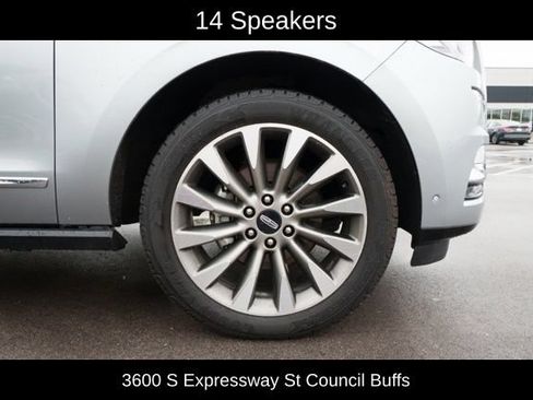 Used 2020 Lincoln Navigator Reserve AWD/4WD image 11