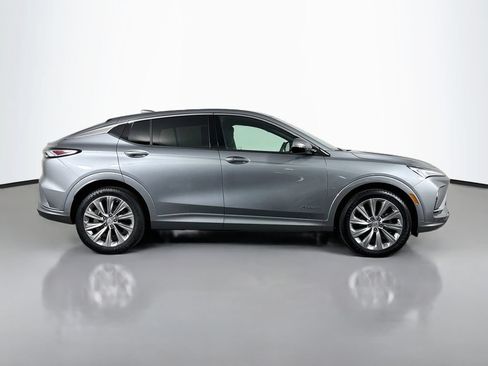 Certified 2024 Buick Envista Avenir FWD image 8