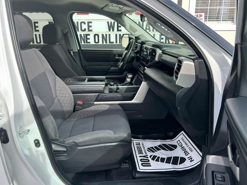 Used 2022 Toyota Tundra SR5 w/ Convenience Package image 23