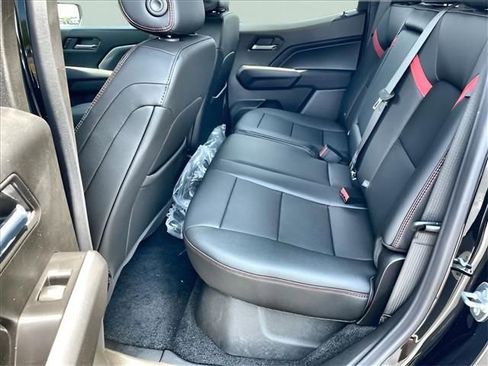 New 2025 Chevrolet Colorado Z71 w/ Midnight Edition image 14