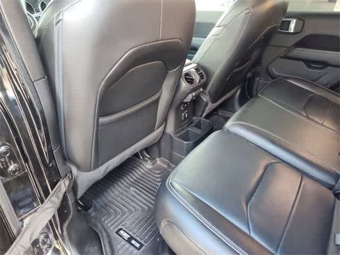 Used 2021 Jeep Wrangler Unlimited Sahara w/ Cold Weather Group image 19