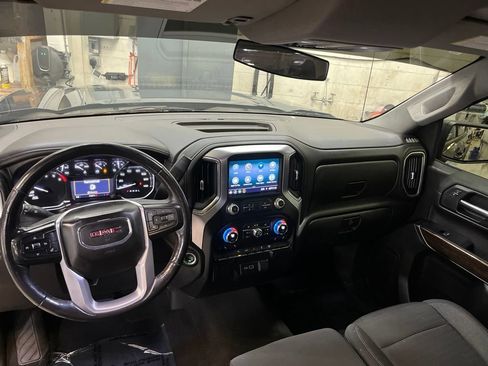 Used 2020 GMC Sierra 1500 Elevation w/ Elevation Value Package RWD image 19