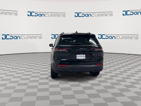 New 2026 Jeep Grand Cherokee L Limited AWD/4WD image 7