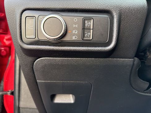 Used 2022 Ford Explorer XLT w/ Class IV Trailer Tow Package image 22