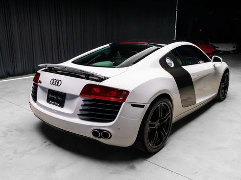 Used 2009 Audi R8 V8 image 34