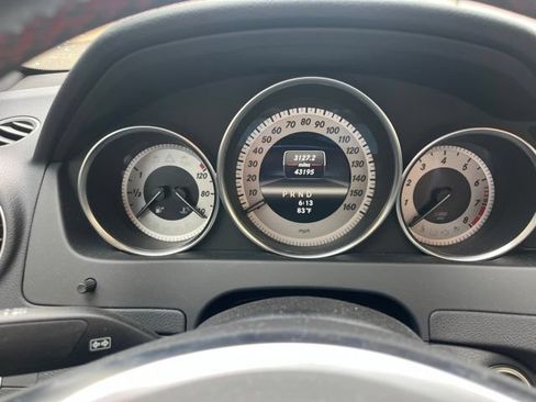 Used 2013 Mercedes-Benz C 250 Sedan image 13