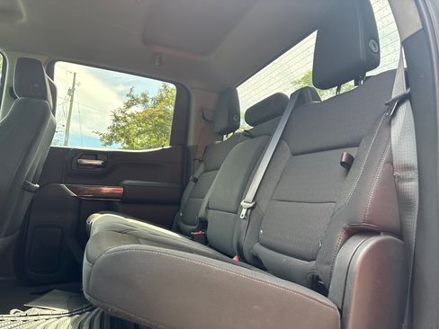 Used 2020 GMC Sierra 1500 Elevation w/ Elevation Value Package AWD/4WD image 13