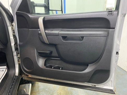 Used 2013 Chevrolet Silverado 2500 LT w/ Convenience Package image 14