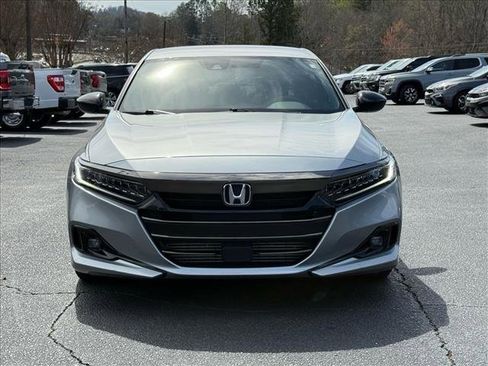 Used 2022 Honda Accord Sport image 9