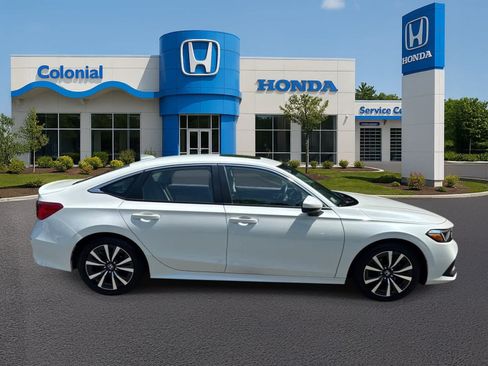 Used 2023 Honda Civic EX image 8