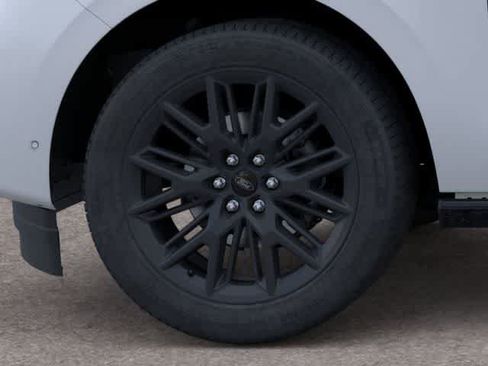 New 2026 Ford Expedition Platinum w/ Stealth Appearance Package AWD/4WD image 19