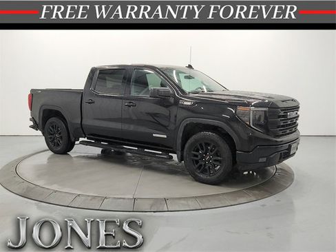 Used 2024 GMC Sierra 1500 Elevation image 1