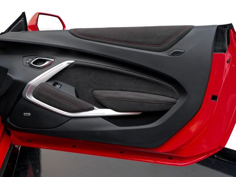 Used 2017 Chevrolet Camaro ZL1 image 34