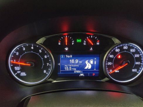 Used 2022 GMC Terrain SLE AWD/4WD image 23