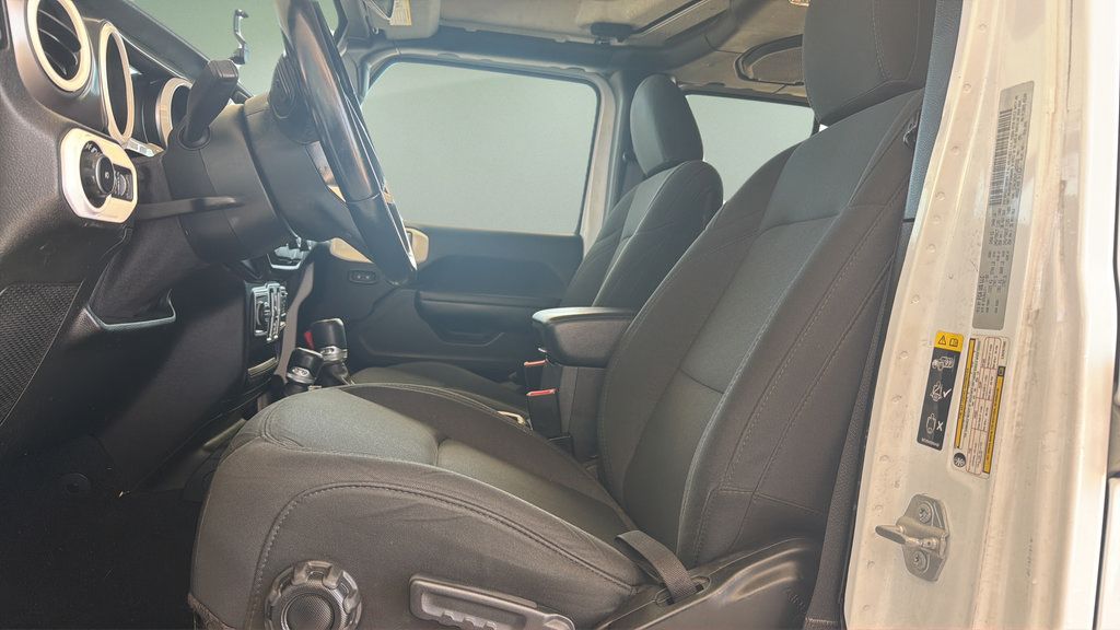 Used 2020 Jeep Wrangler Unlimited Sport S AWD/4WD image 17