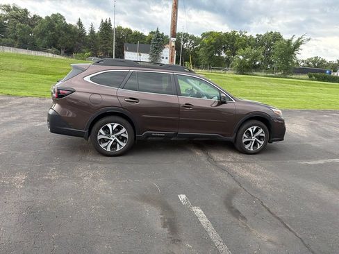 Used 2021 Subaru Outback Limited w/ Popular Package #2 AWD/4WD image 26