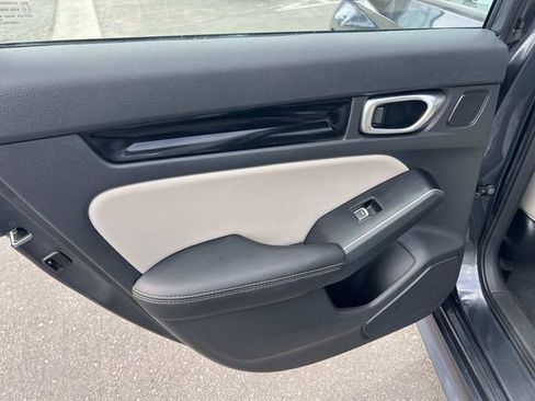 Used 2023 Honda Civic Touring image 23