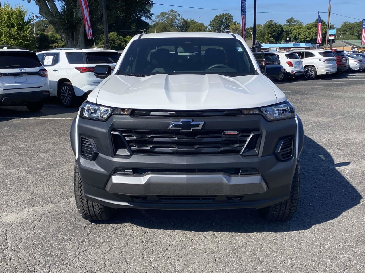 New 2026 Chevrolet Colorado Trail Boss AWD/4WD image 2