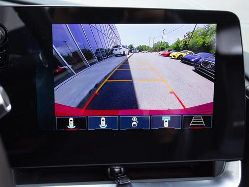 Used 2025 Chevrolet Corvette Z06 RWD image 16