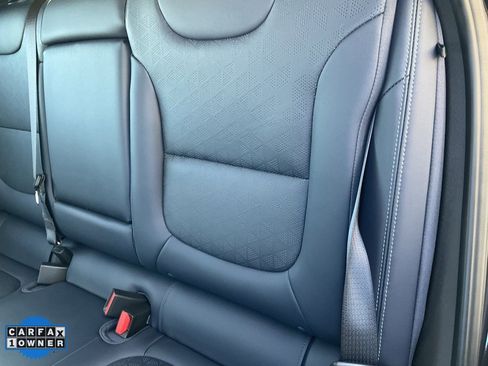 Used 2022 Chevrolet Bolt EUV LT w/ Convenience Package image 29