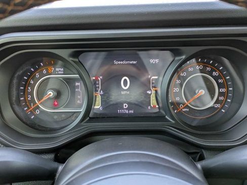 Certified 2025 Jeep Gladiator Mojave AWD/4WD image 28