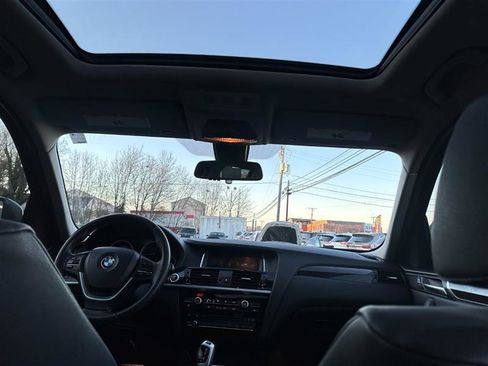 Used 2017 BMW X3 xDrive28i AWD/4WD image 23